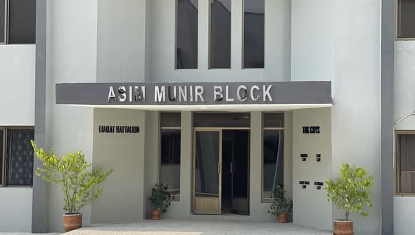 Office block Shinkiyari