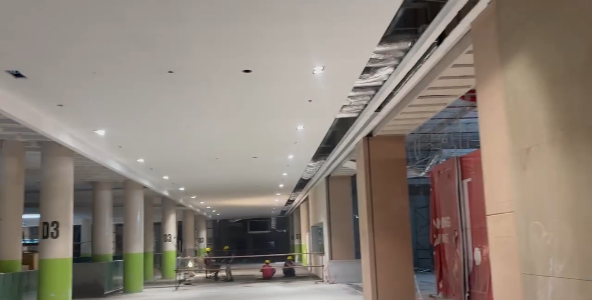 Packages Mall Lahore (green parking area)- gypsum ceilling