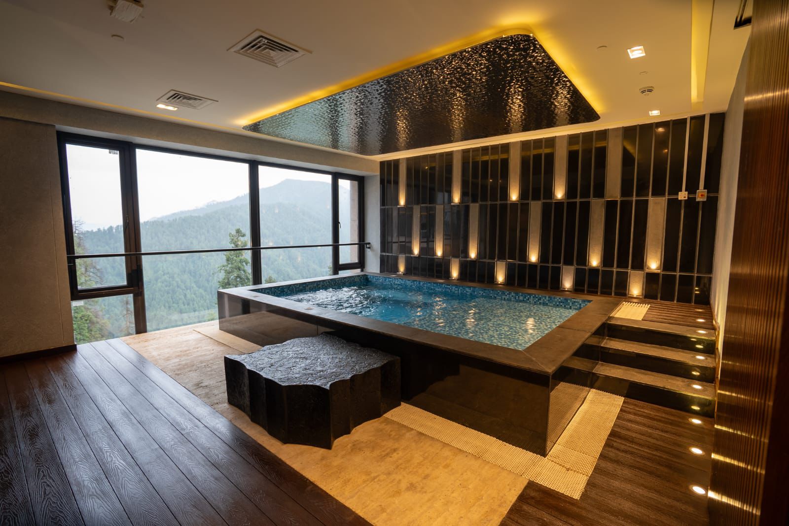 DoubleTree by Hilton Nathiagali – Complete Interior Finishing & Fit-Out Works